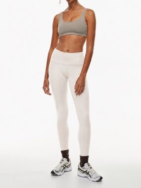 Aritzia TnAction TnaBUTTER™ Rib Cheeky Hi-Rise Leggings | Off-White/Cream | Size